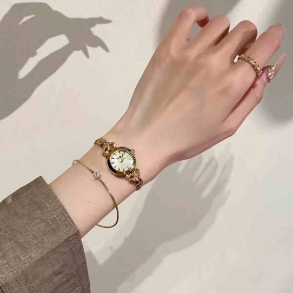 Small Fine Pomegranate Light Luxury 2024 New - Image 5