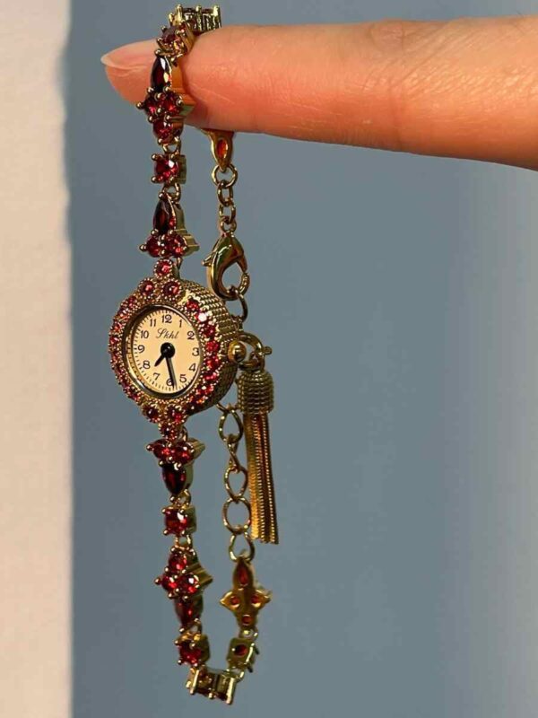 Small Fine Pomegranate Light Luxury 2024 New - Image 2